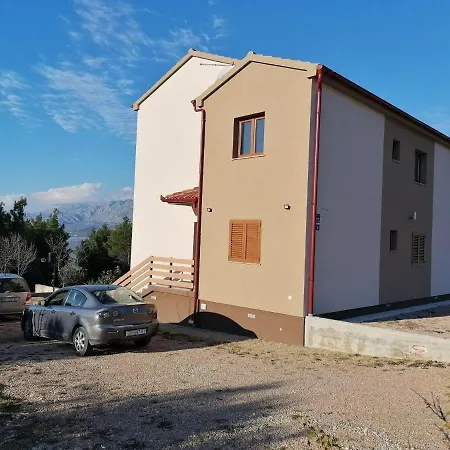 Ferienwohnung-roncevic-nur-50-m-vom-meer Maslenica
