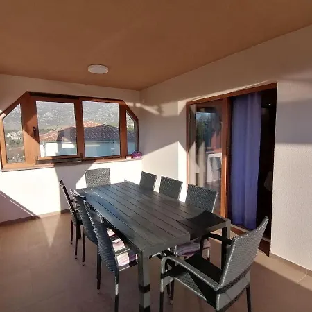 Ferienwohnung-roncevic-nur-50-m-vom-meer Daire Maslenica