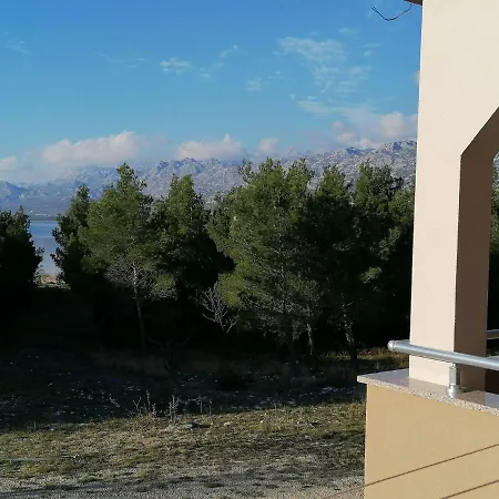 아파트 Ferienwohnung-roncevic-nur-50-m-vom-meer *