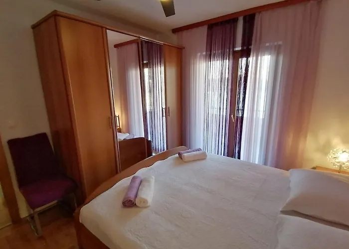 Apartman Ferienwohnung-roncevic-nur-50-m-vom-meer Maslenica
